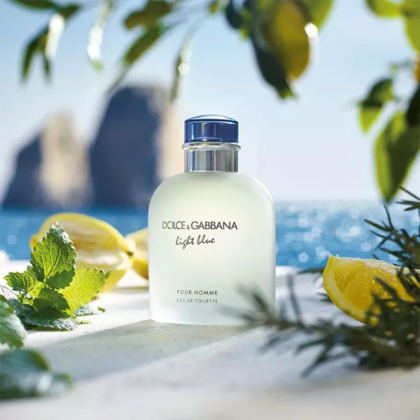 Dolce & Gabbana Light Blue Pour Homme Eau de Toilette - Image 3